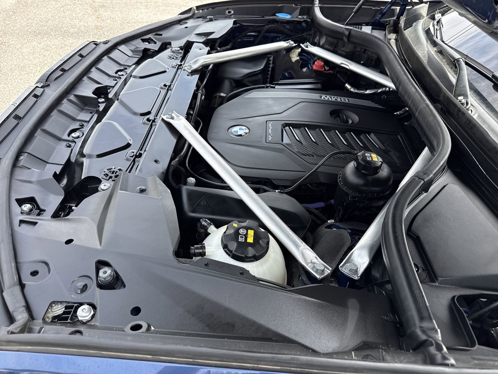 Used 2022 BMW X7 xDrive40i w/ M Sport Package image 56