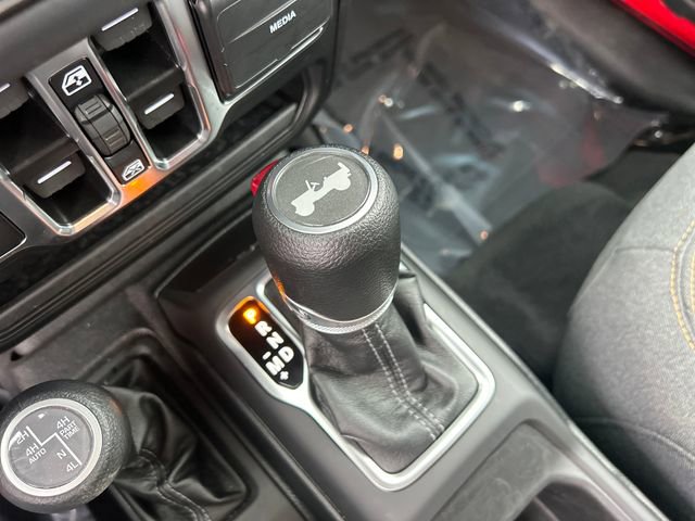 Used 2025 Jeep Wrangler Sahara 4xe image 23