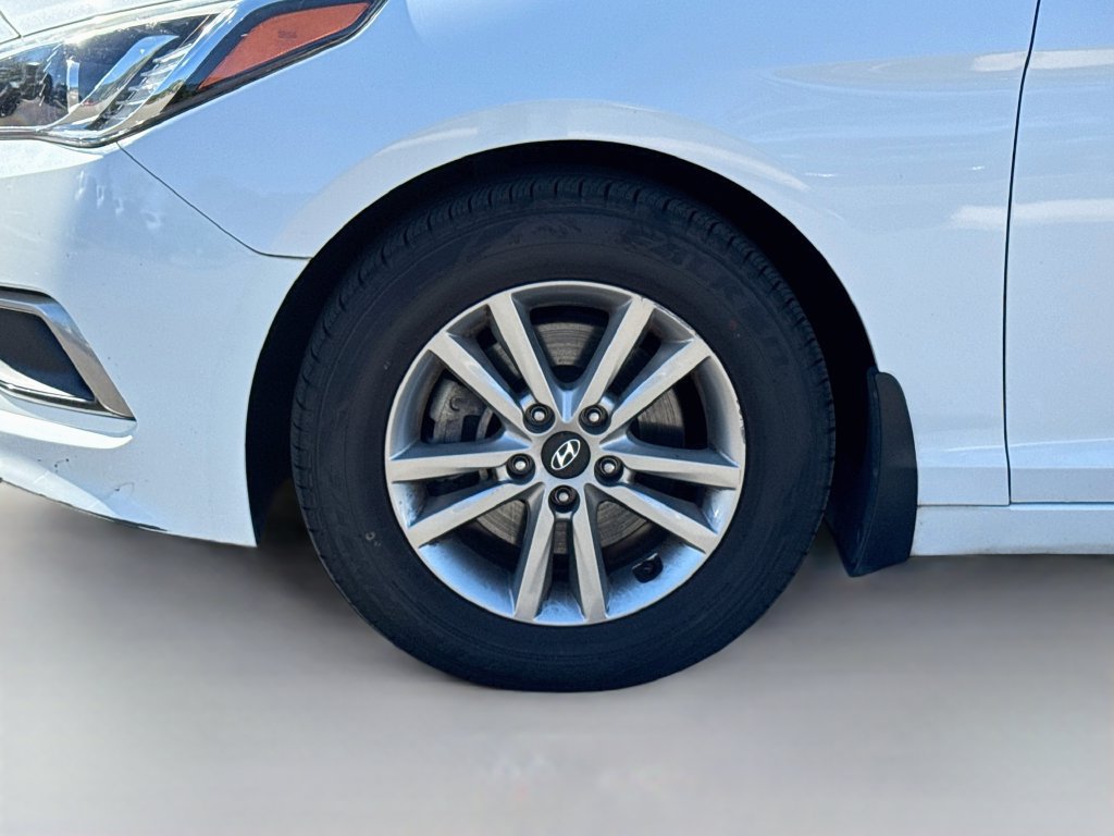 Used 2016 Hyundai Sonata SE FWD image 39