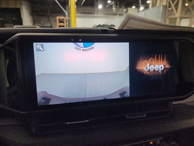 New 2025 Jeep Gladiator Sport image 25