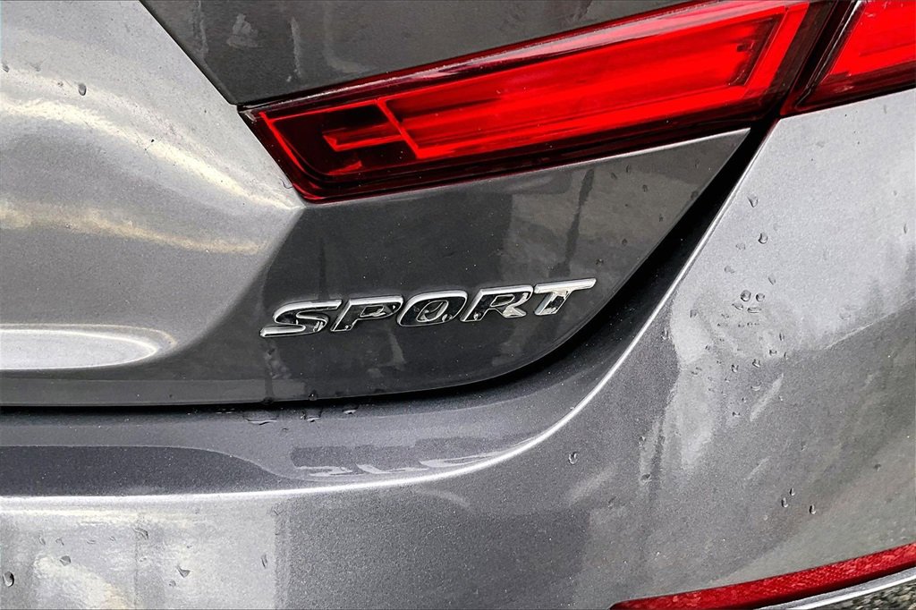 Used 2019 Honda Accord Sport image 8