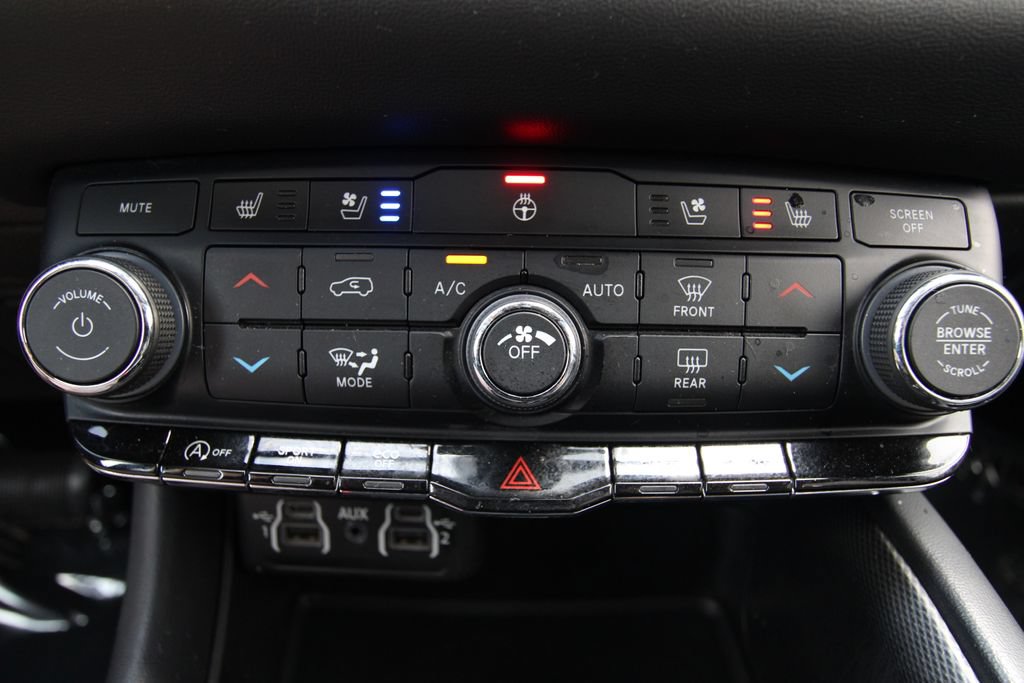 Used 2023 Dodge Durango GT AWD/4WD image 28