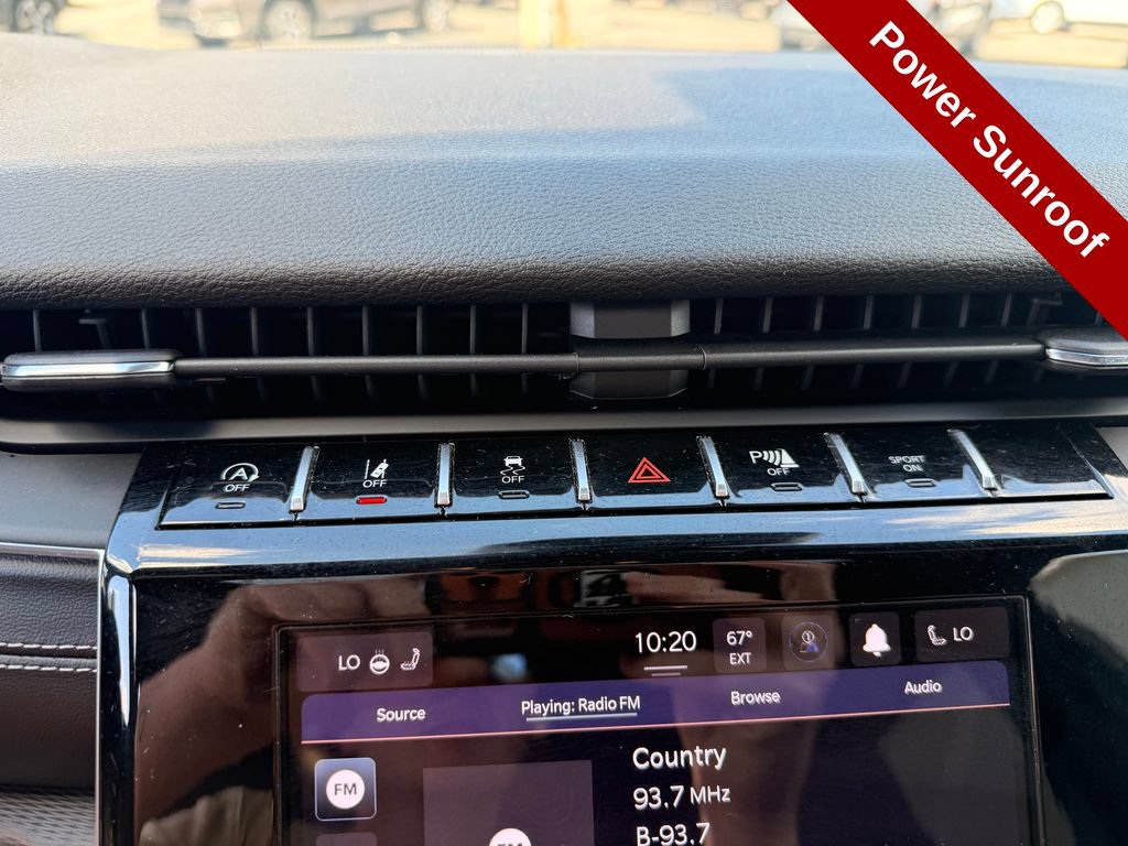 Used 2024 Jeep Grand Cherokee Altitude AWD/4WD image 25