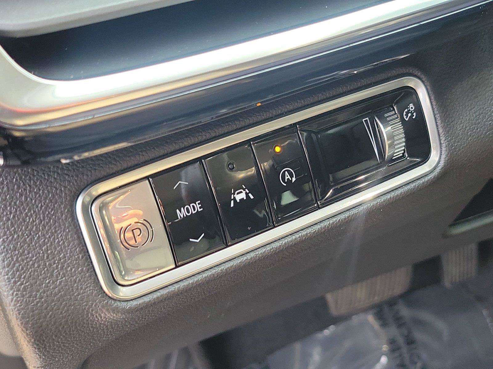 Used 2024 Buick Envision Preferred AWD/4WD image 19