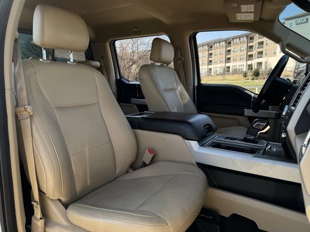 Used 2015 Ford F150 Lariat image 32