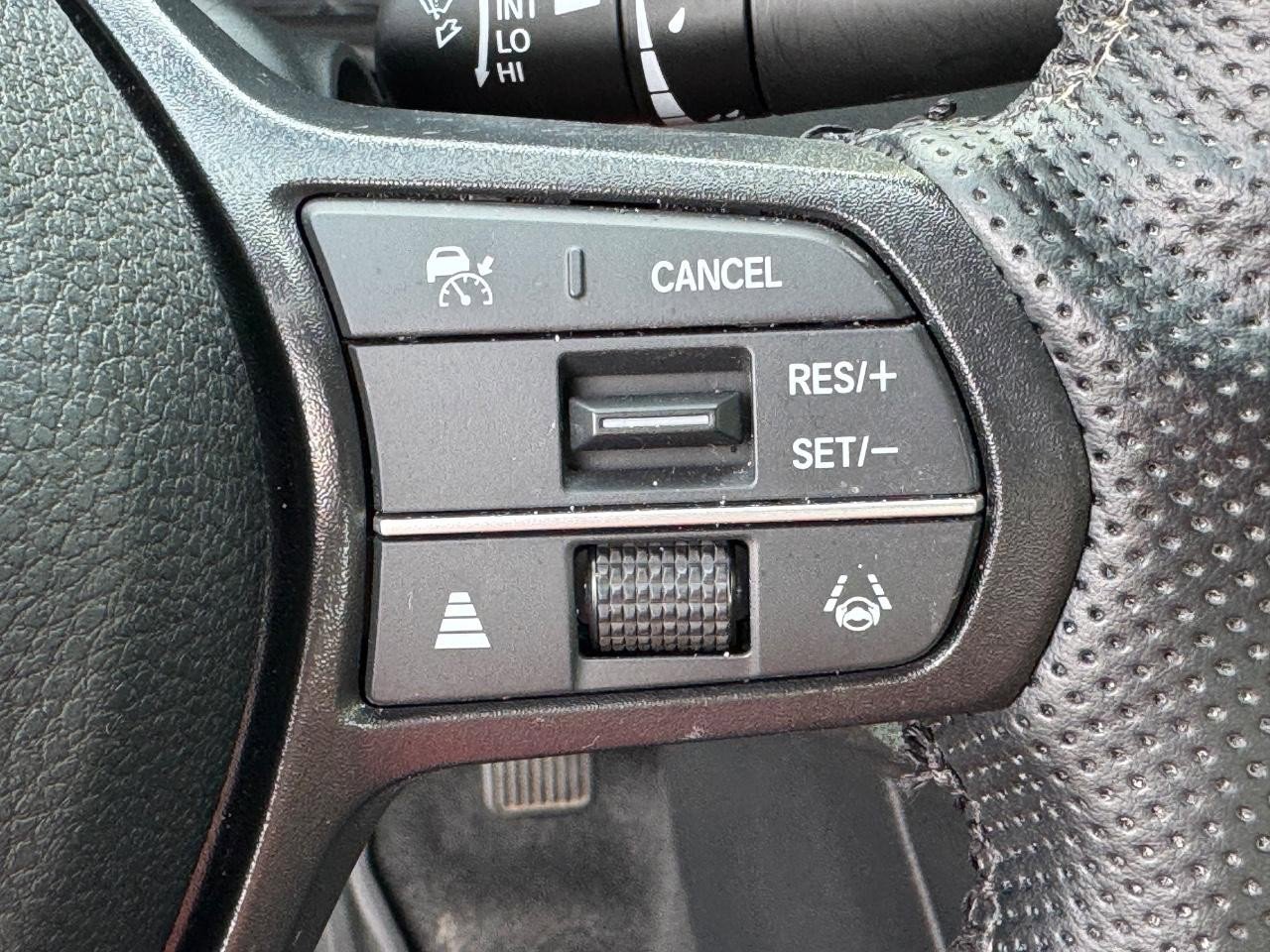 Used 2023 Honda Accord EX image 21