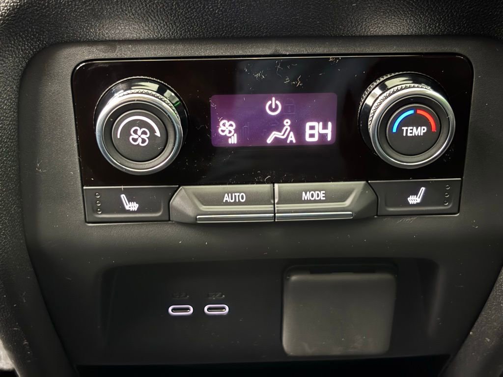 New 2026 Buick Enclave Avenir image 8