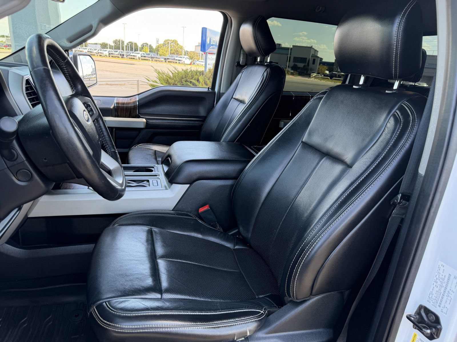 Used 2019 Ford F150 Lariat w/ Equipment Group 502A Luxury AWD/4WD image 24