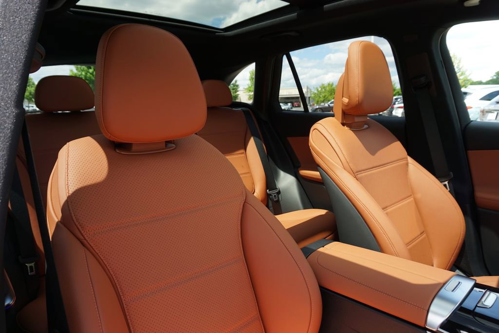 Certified 2025 Mercedes-Benz GLC 350e 4MATIC image 65