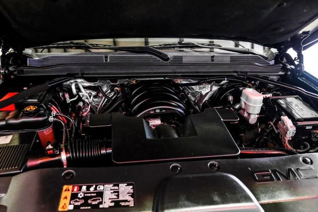 Used 2018 GMC Yukon Denali image 8