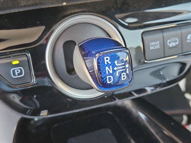 Used 2022 Toyota Prius Prime XLE w/ Protection Package (TMS) FWD image 15