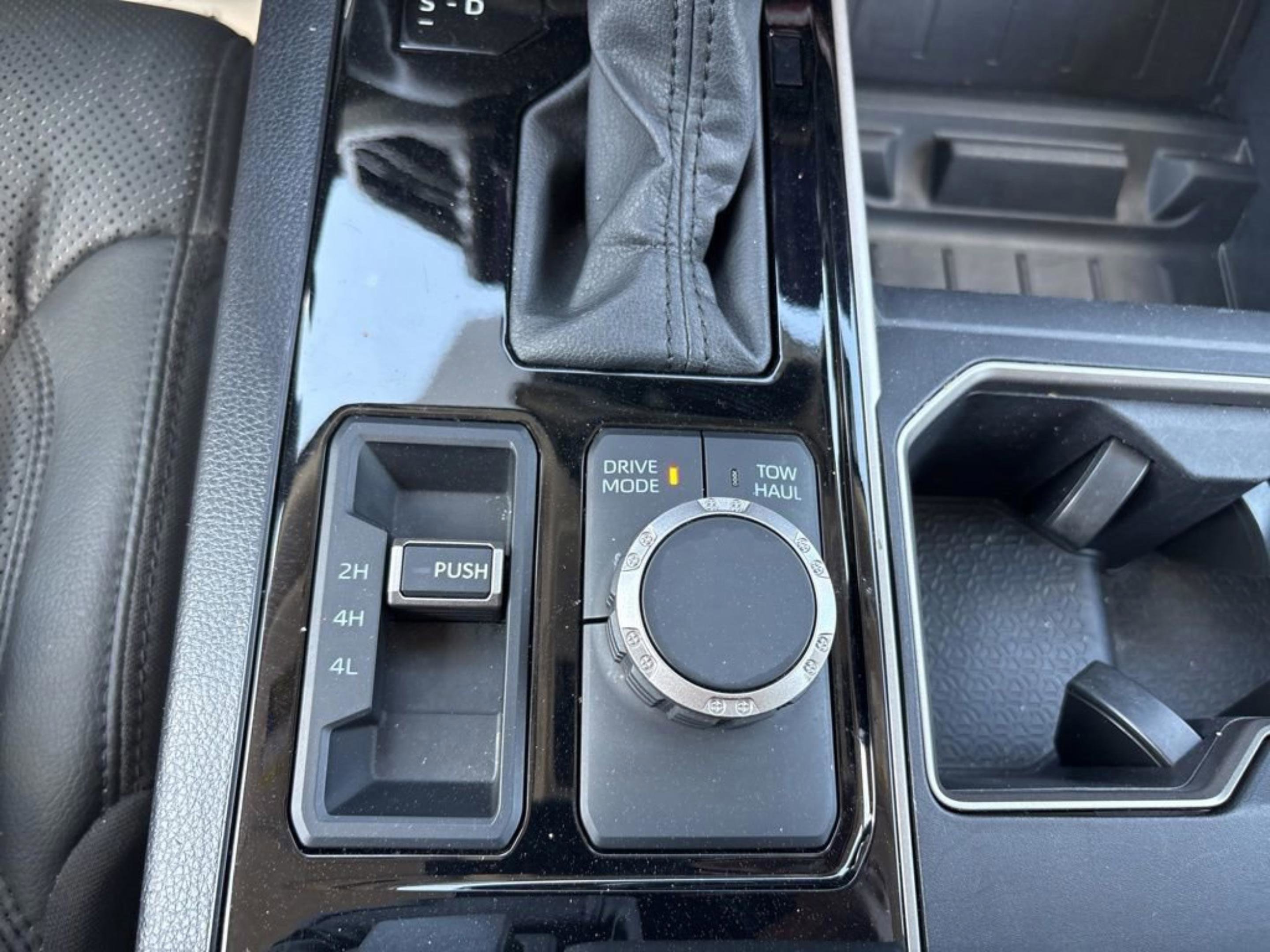 Used 2024 Toyota Tundra SR5 w/ SR5 Premium Package image 22