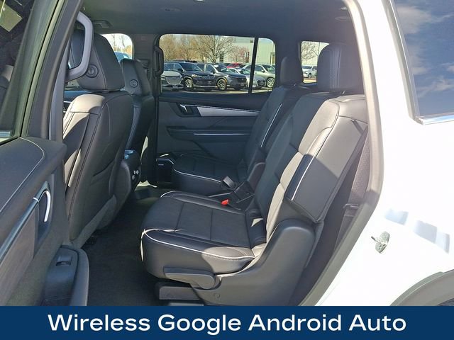 Used 2025 Buick Enclave Preferred AWD/4WD image 19