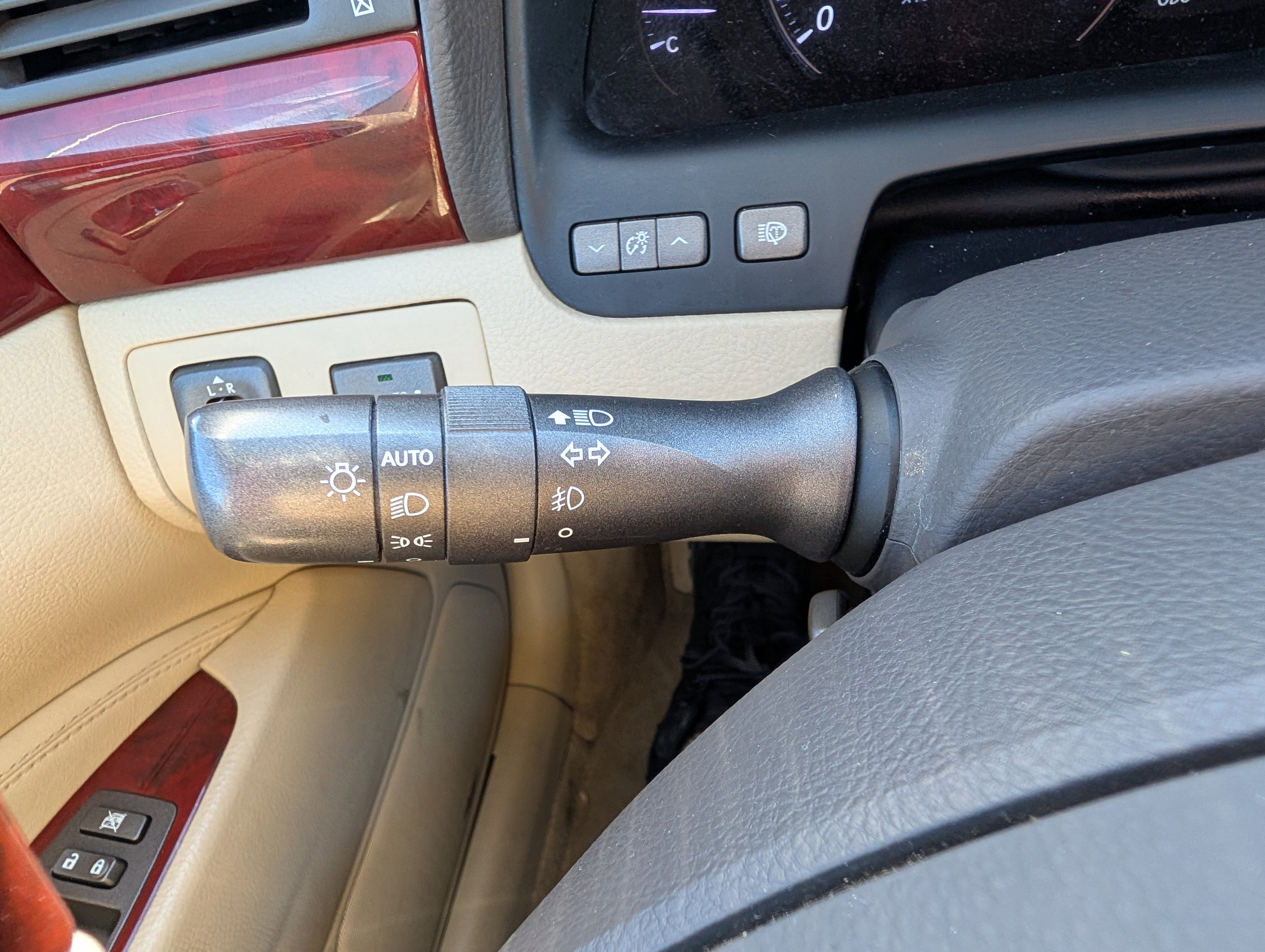 Used 2010 Lexus LS 460 AWD image 30