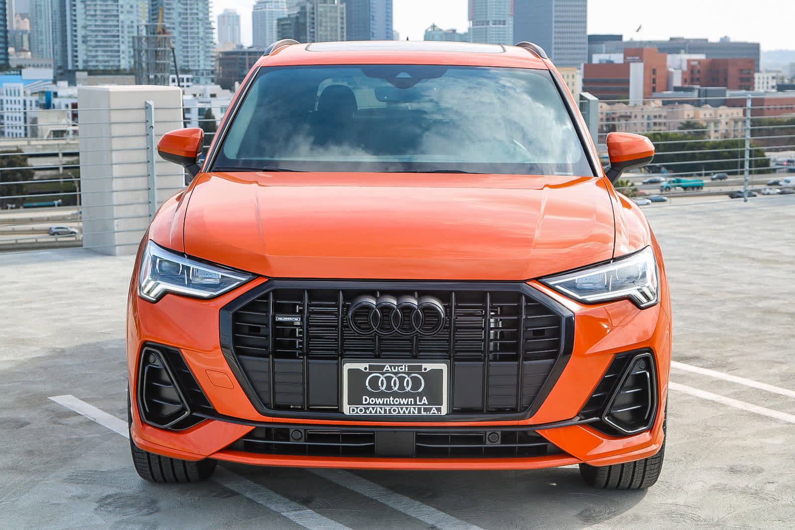 Used 2025 Audi Q3 2.0T Premium w/ Convenience Package image 2