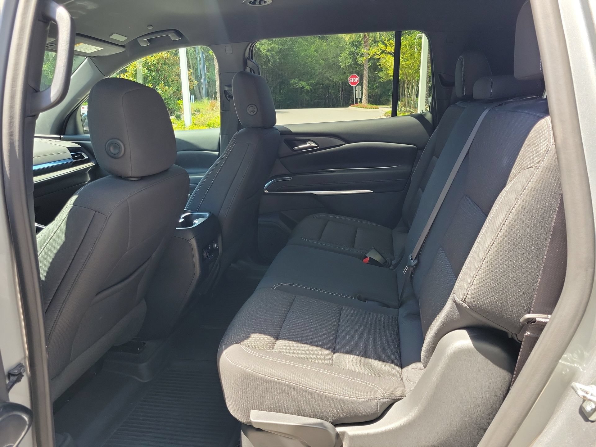 Used 2024 Chevrolet Traverse LS w/ Midnight/Sport Edition FWD image 20