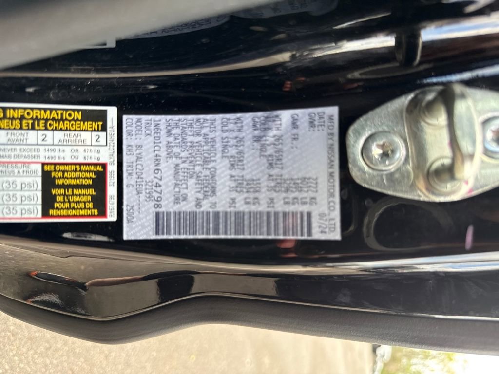 Used 2024 Nissan Frontier SV w/ SV Convenience Package image 32