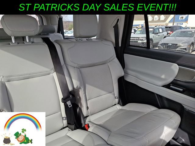 Used 2025 Ford Expedition Max Platinum w/ Driver's Package image 20