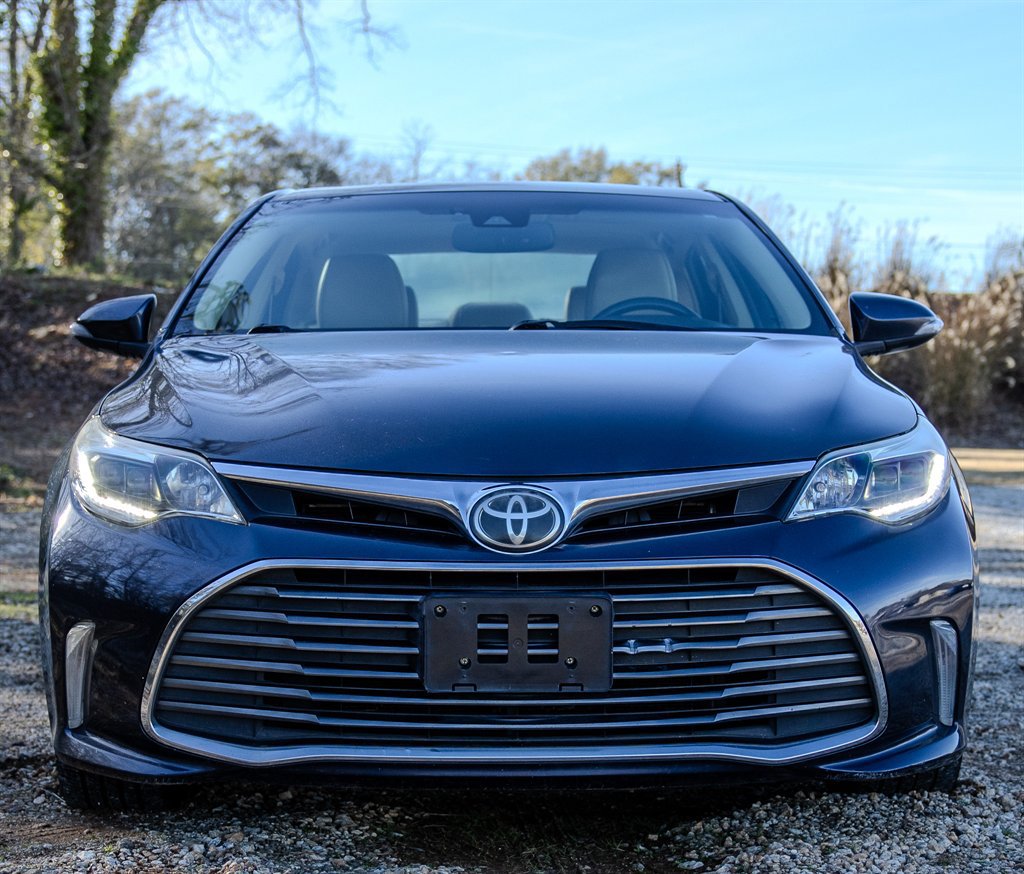 Used 2017 Toyota Avalon Limited FWD image 8