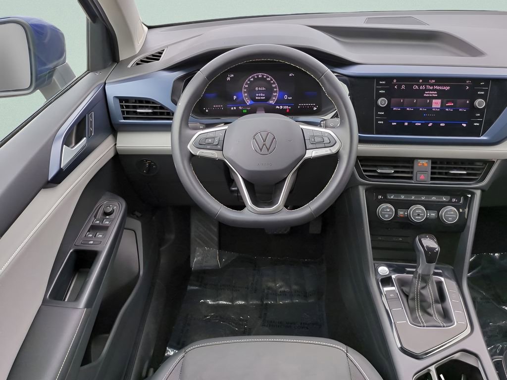 Used 2024 Volkswagen Taos SE image 16