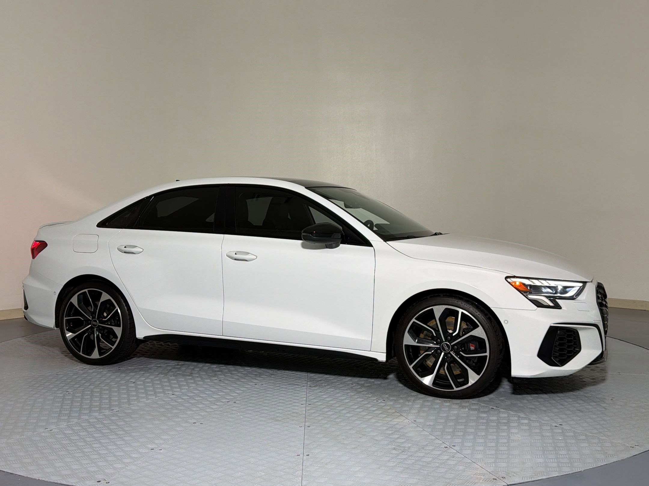 Used 2024 Audi S3 Premium Plus w/ Premium Plus Package AWD/4WD image 7