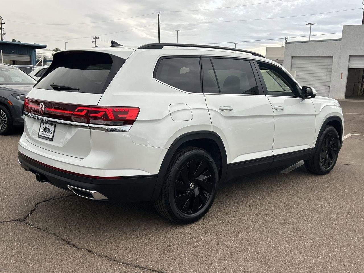 New 2026 Volkswagen Atlas SE image 5