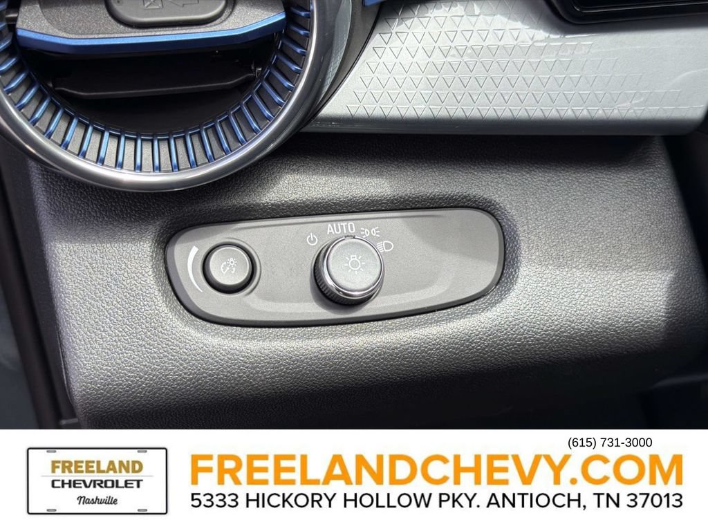 New 2026 Chevrolet Trax LT w/ Driver Confidence Package FWD image 23