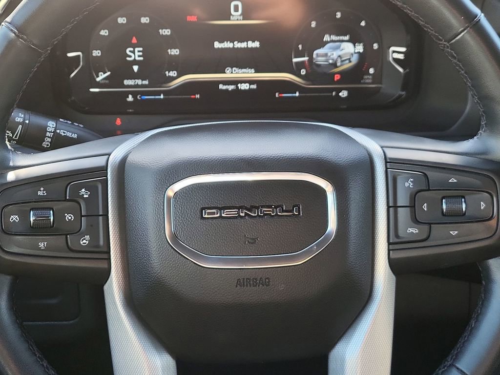 Certified 2023 GMC Yukon XL Denali image 11