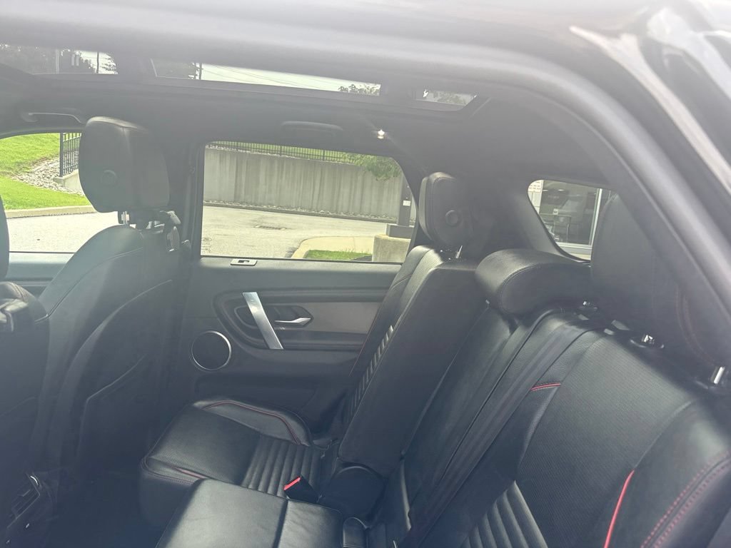 Used 2020 Land Rover Discovery Sport S R-Dynamic AWD/4WD image 17