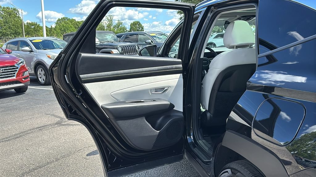 Used 2025 Hyundai Tucson SEL AWD/4WD image 27