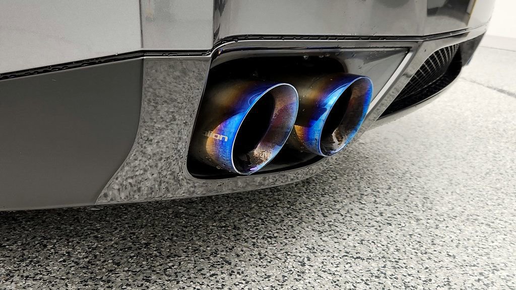 Used 2010 Nissan GT-R Premium image 27