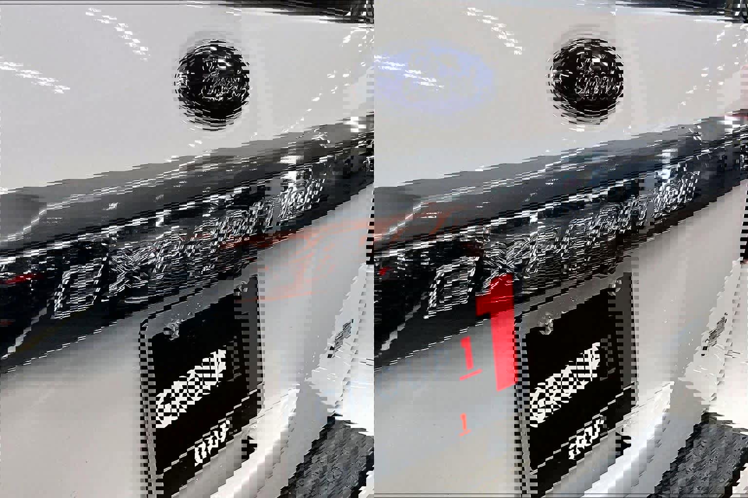 Used 2017 Ford Expedition EL Limited w/ Equipment Group 301A image 9