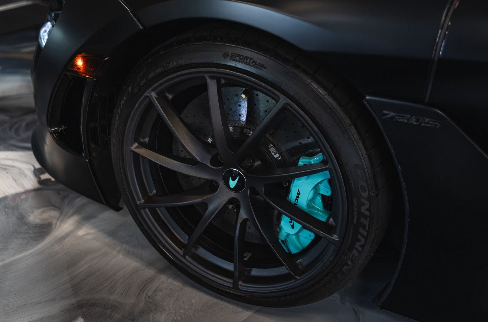 Used 2020 McLaren 720S Performance RWD image 23