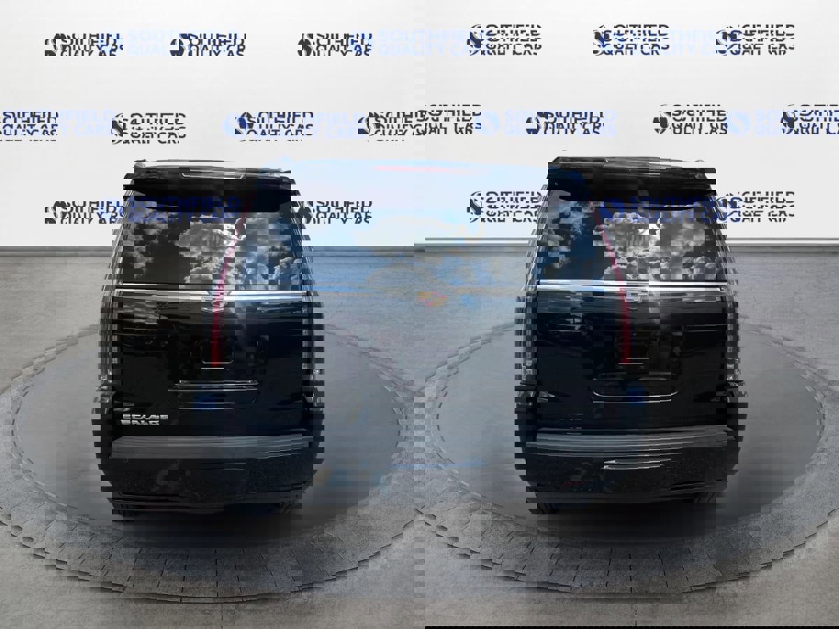 Used 2018 Cadillac Escalade Luxury image 5