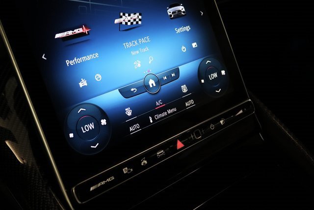 Used 2022 Mercedes-Benz SL 63 AMG 4MATIC image 31