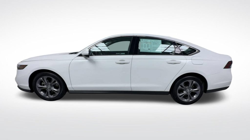 Used 2024 Honda Accord EX image 5