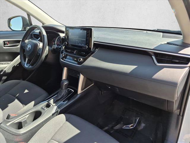 Used 2022 Toyota Corolla Cross LE w/ Moonroof Package FWD image 22