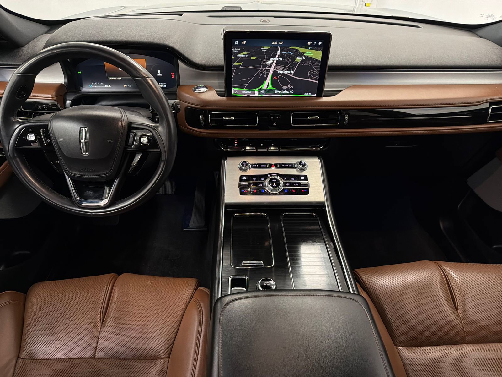 Used 2020 Lincoln Aviator Reserve AWD/4WD image 22