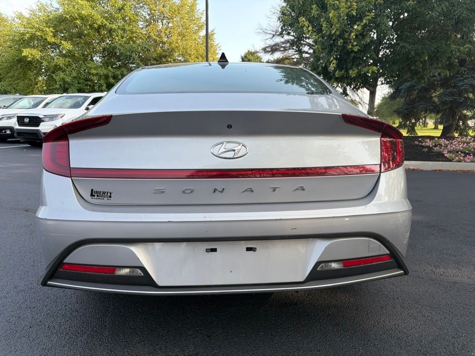 Used 2023 Hyundai Sonata SE FWD image 6