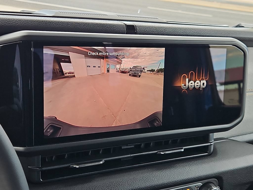 New 2026 Jeep Gladiator Sport AWD/4WD image 16