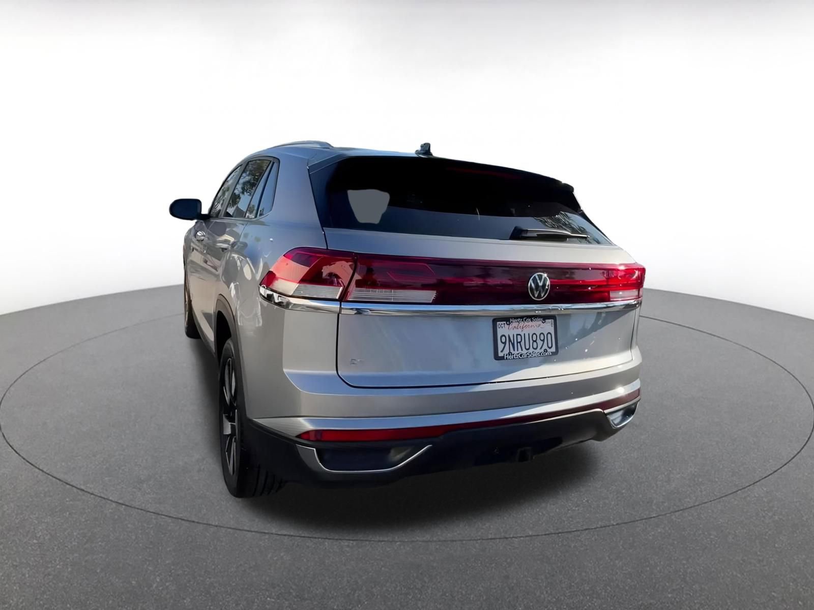 Used 2025 Volkswagen Atlas Cross Sport SE image 11