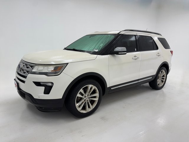 Used 2019 Ford Explorer XLT w/ Equipment Group 202A image 5