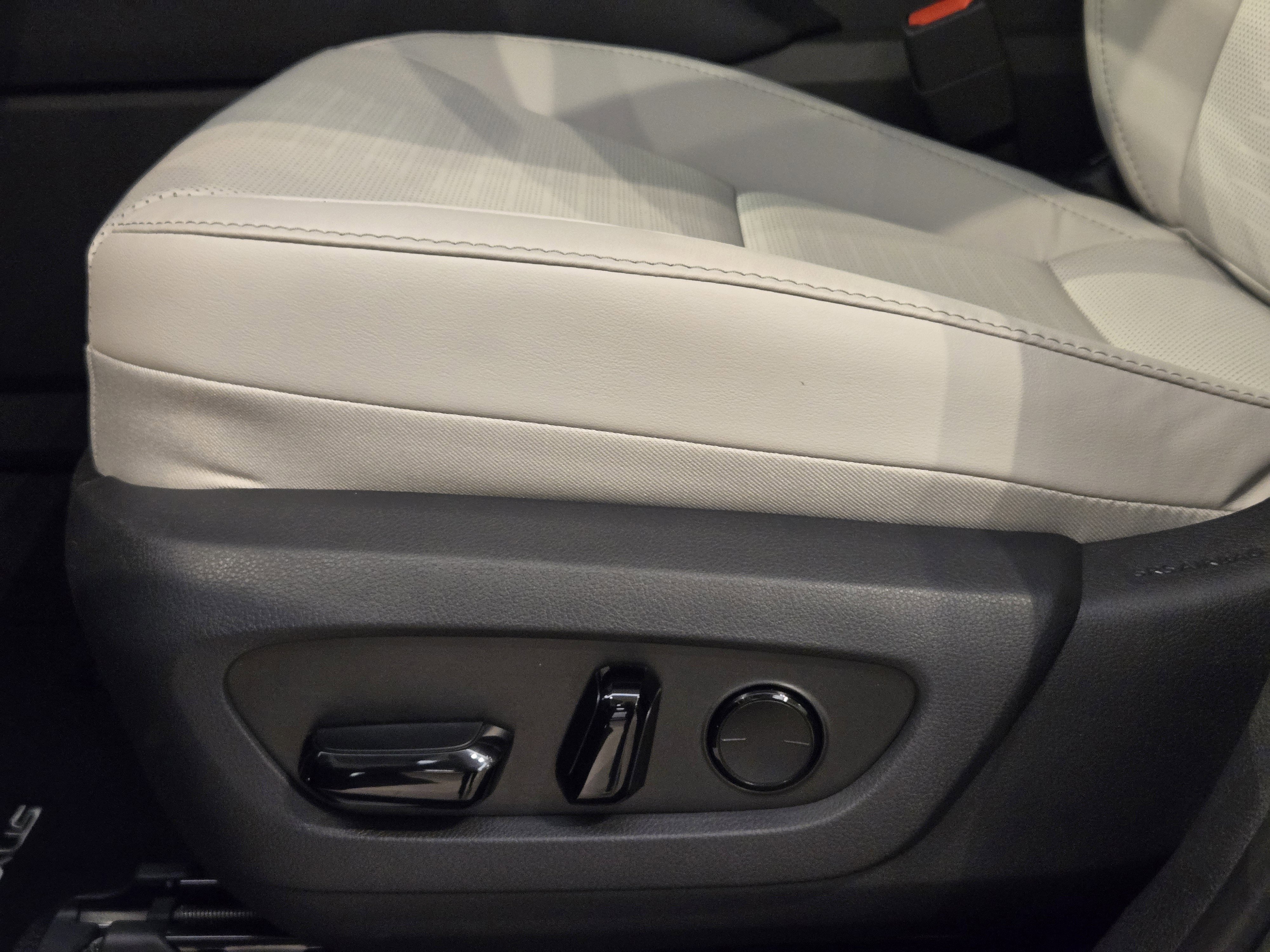 New 2026 Lexus TX 350 AWD image 17