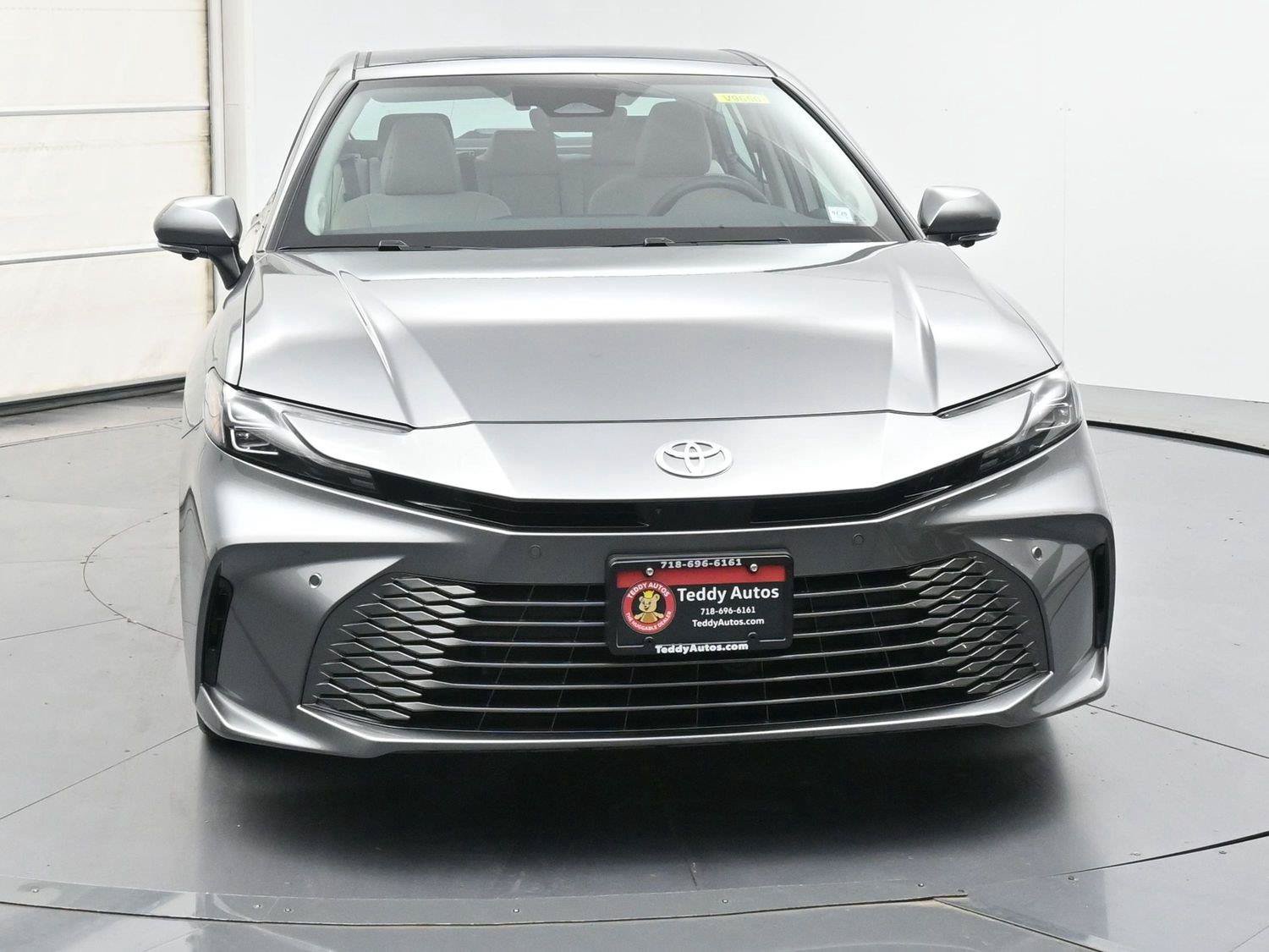 Used 2025 Toyota Camry XLE w/ Premium Plus Package AWD/4WD image 29