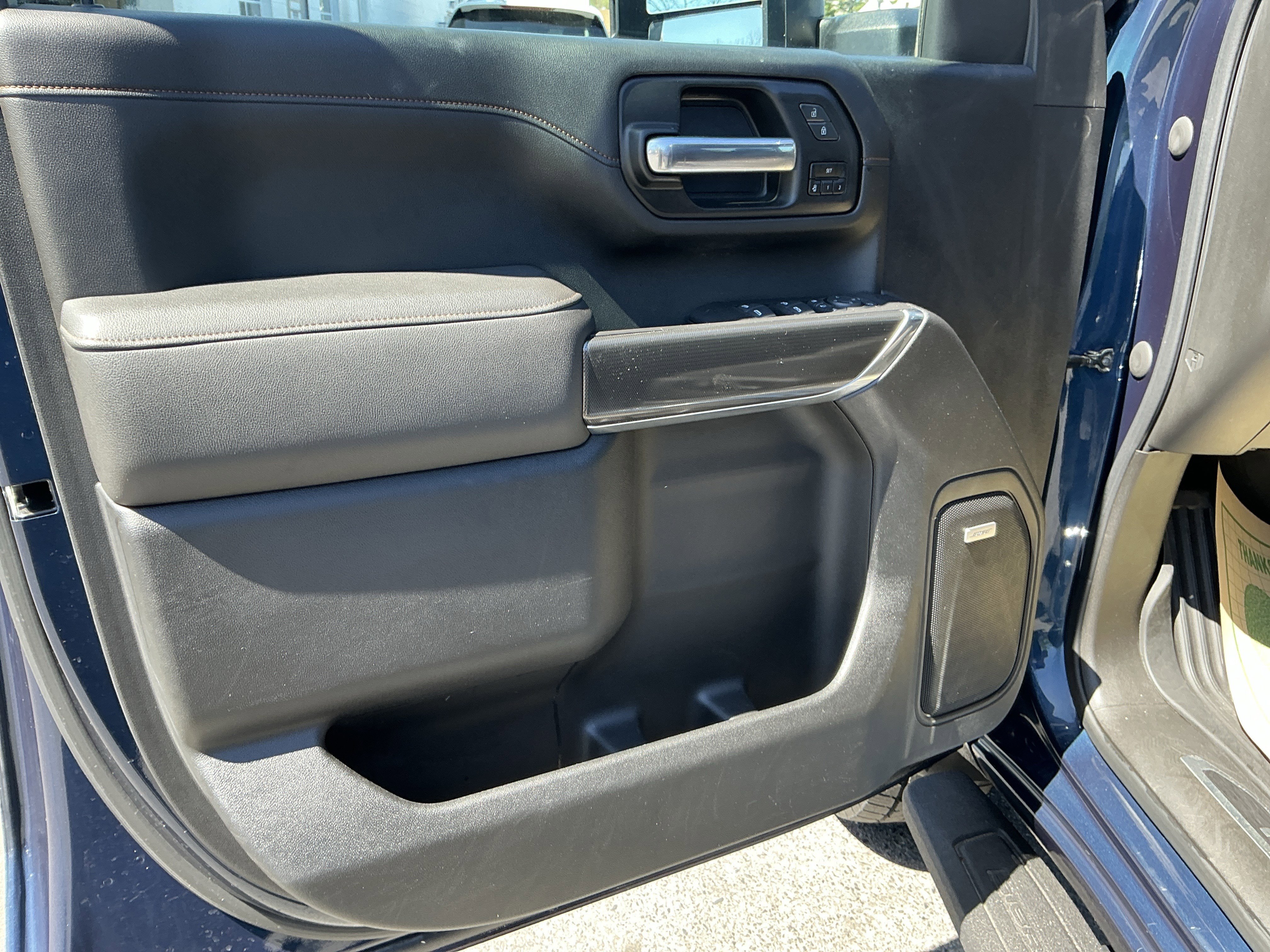Used 2021 GMC Sierra 2500 AT4 w/ AT4 Premium Plus Package AWD/4WD image 13