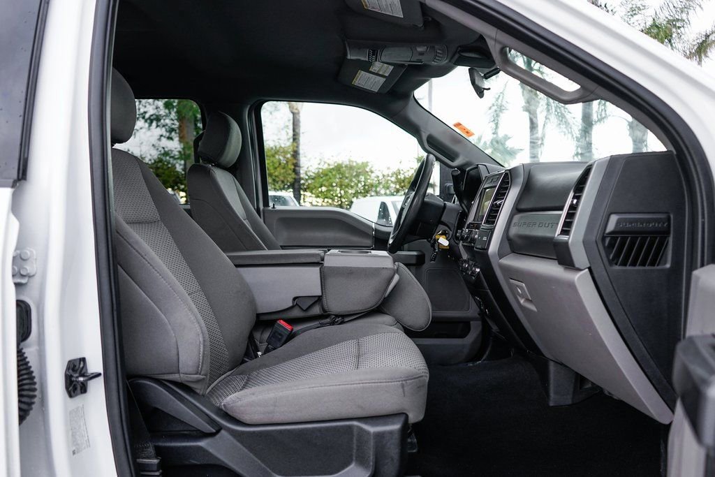 Used 2020 Ford F550 4x4 Crew Cab Super Duty image 36