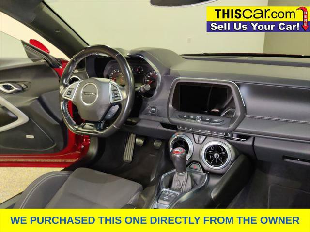 Used 2023 Chevrolet Camaro LT w/ Technology Package RWD image 13