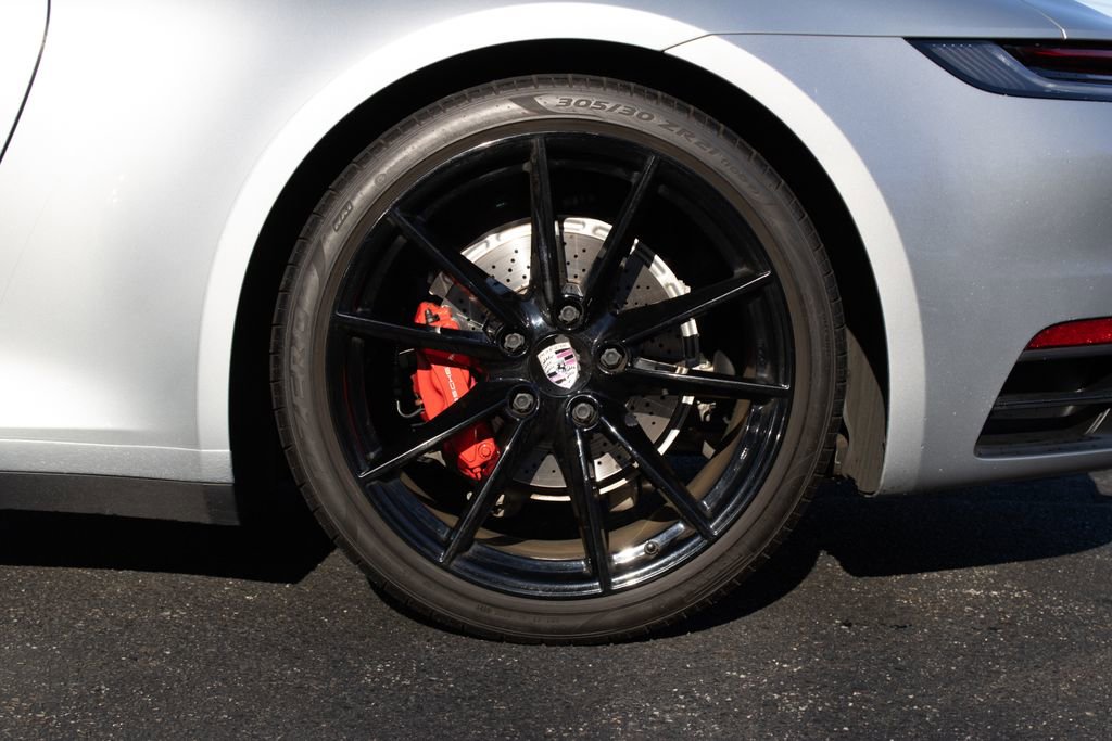Used 2020 Porsche 911 Carrera image 5