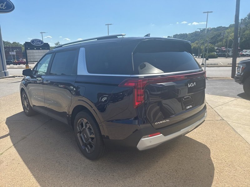 New 2026 Kia Carnival EX image 5