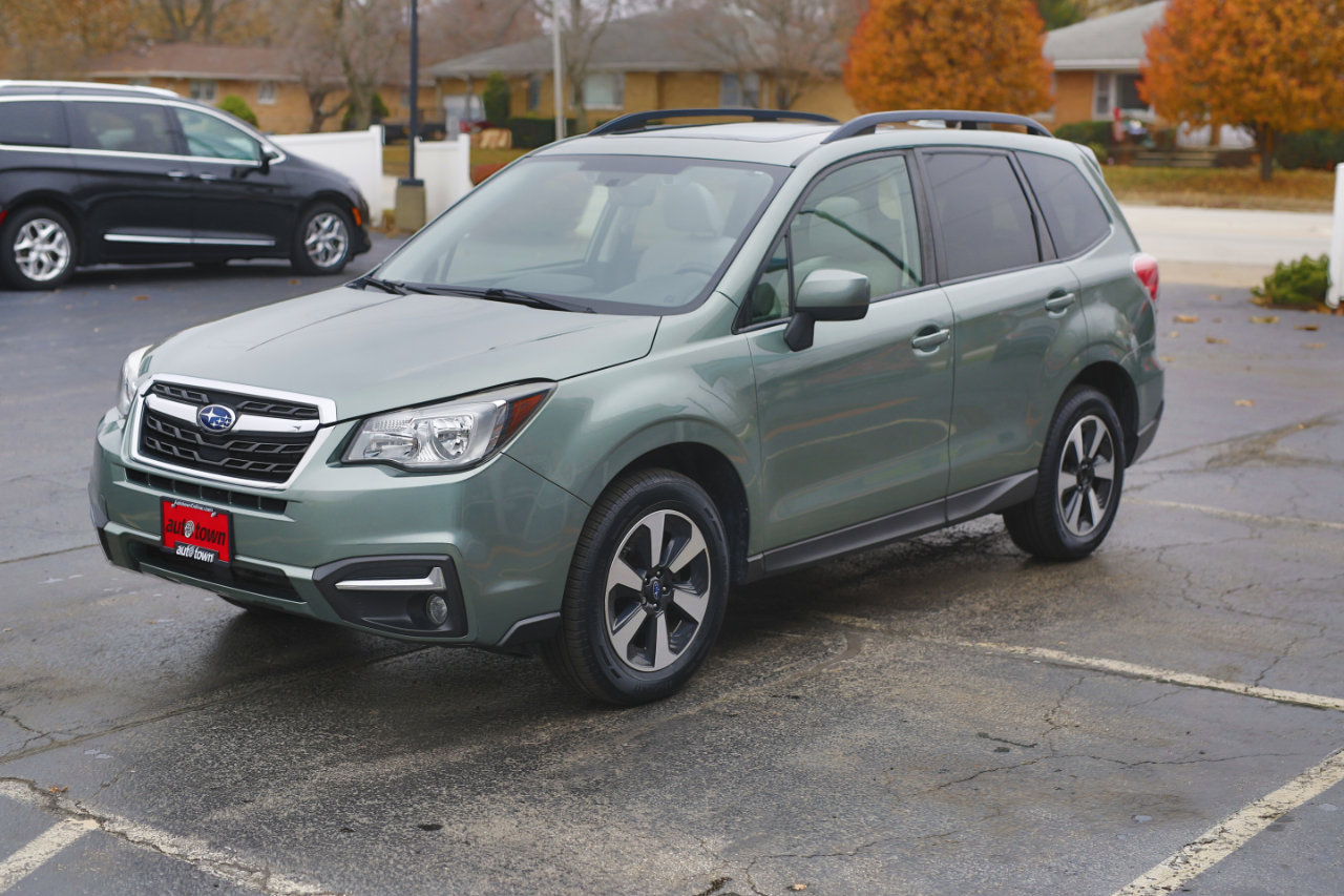 Used 2017 Subaru Forester 2.5i Premium image 3